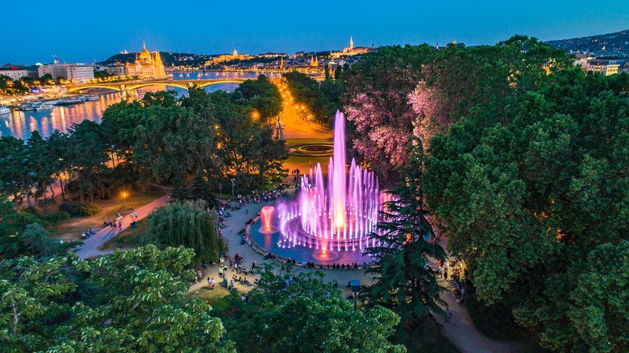 아일랜드 호스텔 부다페스트 외부 사진 The Danube Park